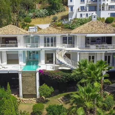 Exclusiva Con Terraza Y Jardin